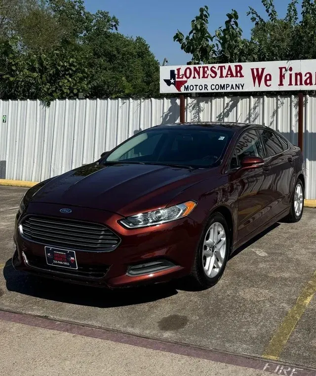 2015 Ford Fusion SE photo