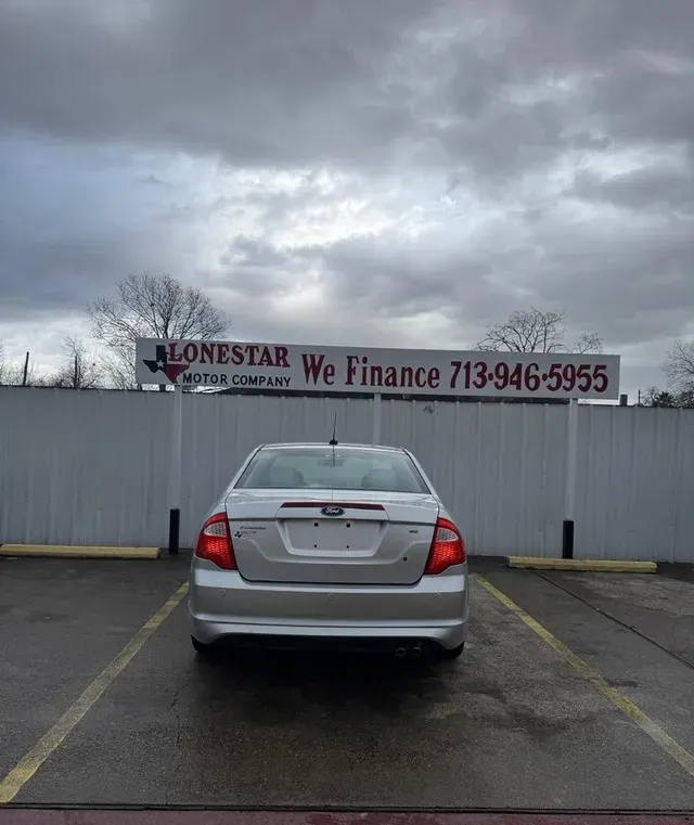 2011 Ford Fusion SE photo