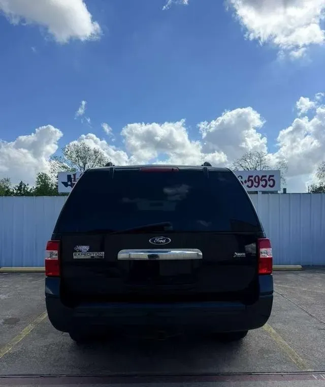2013 Ford Expedition EL 4WD 4dr photo