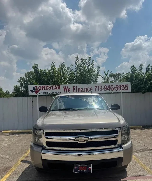2007 Chevrolet Silverado 1500 2WD LS Crew Cab photo