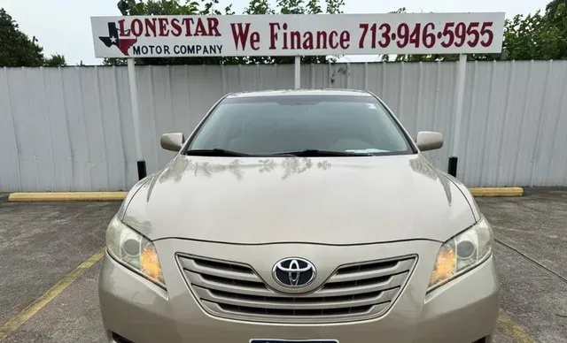 2009 Toyota Camry 4dr Sdn I4 (Natl) photo