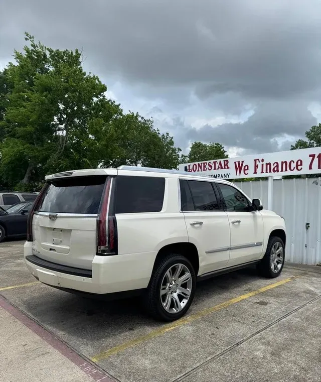 2015 Cadillac Escalade Premium photo