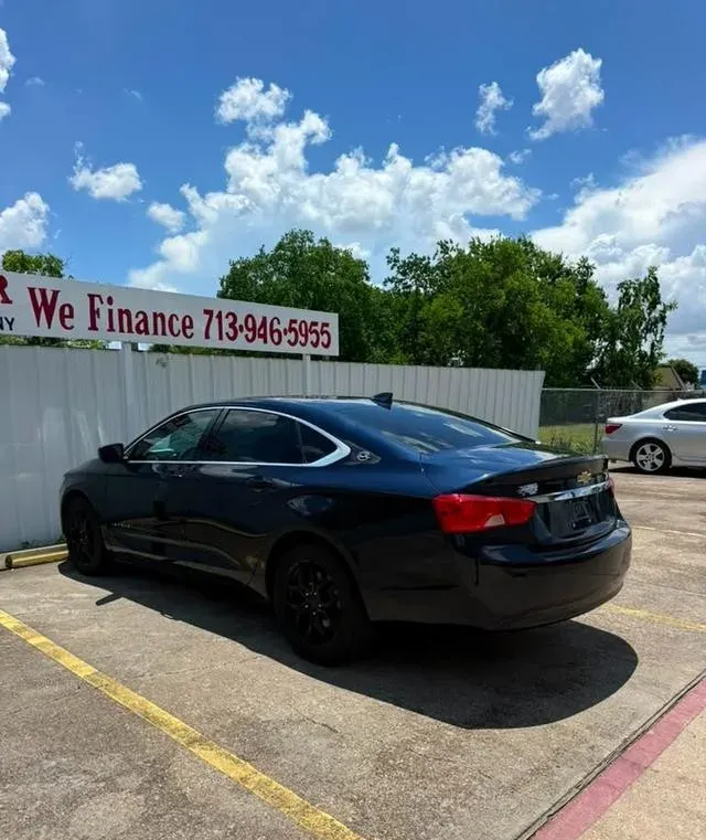 2017 Chevrolet Impala LS photo