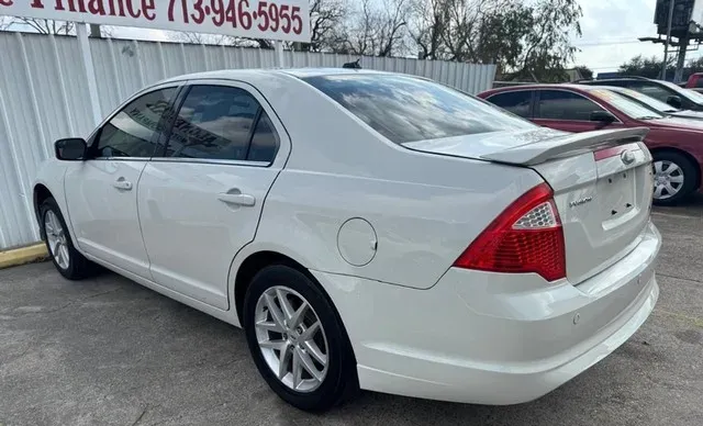 2011 Ford Fusion SE photo
