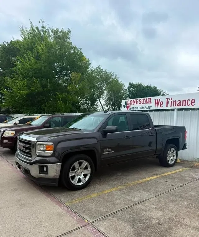2014 GMC Sierra 1500 2WD SLE Crew Cab photo